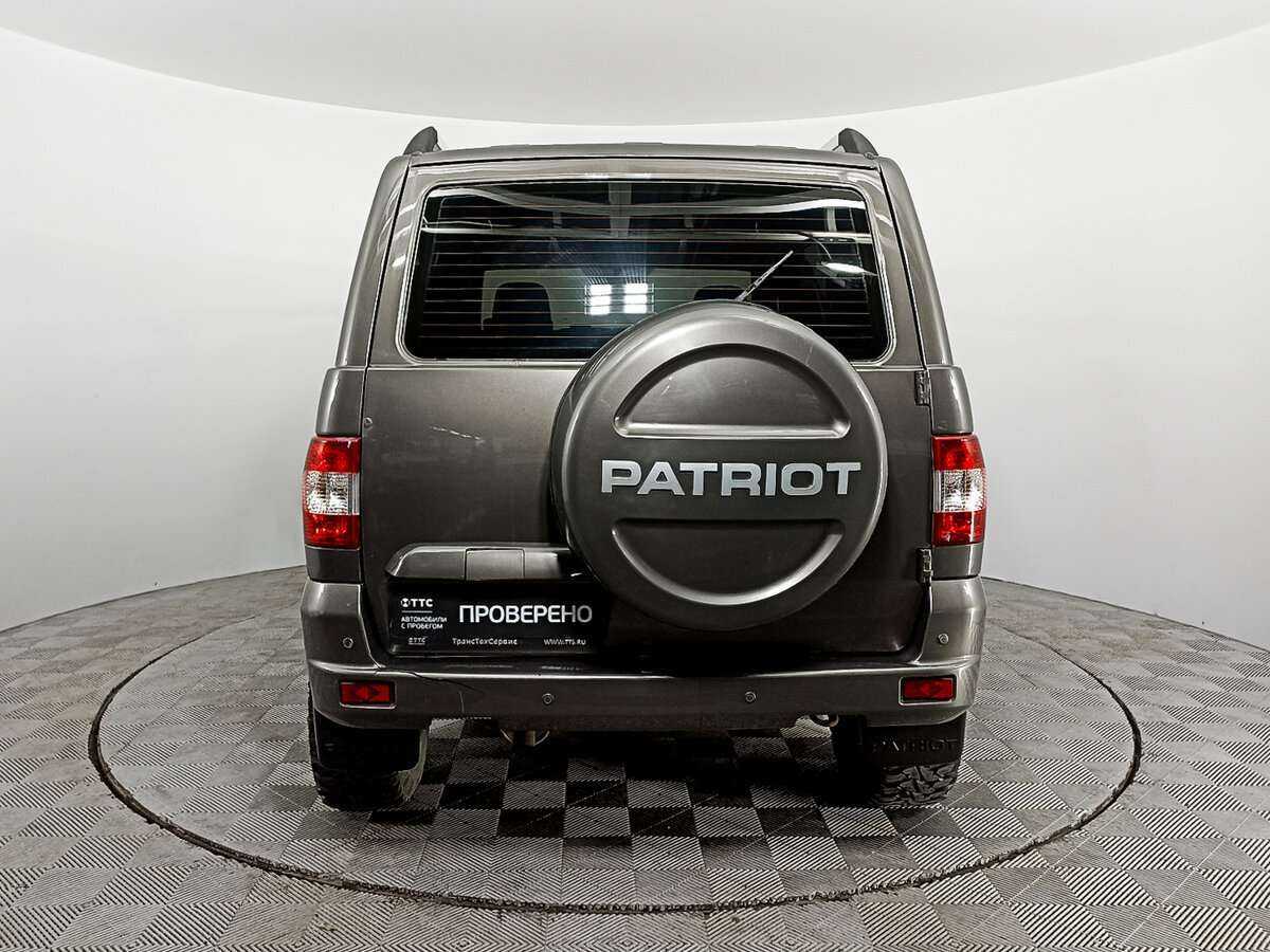 УАЗ Patriot с пробегом — 2016 год. Фото: #5