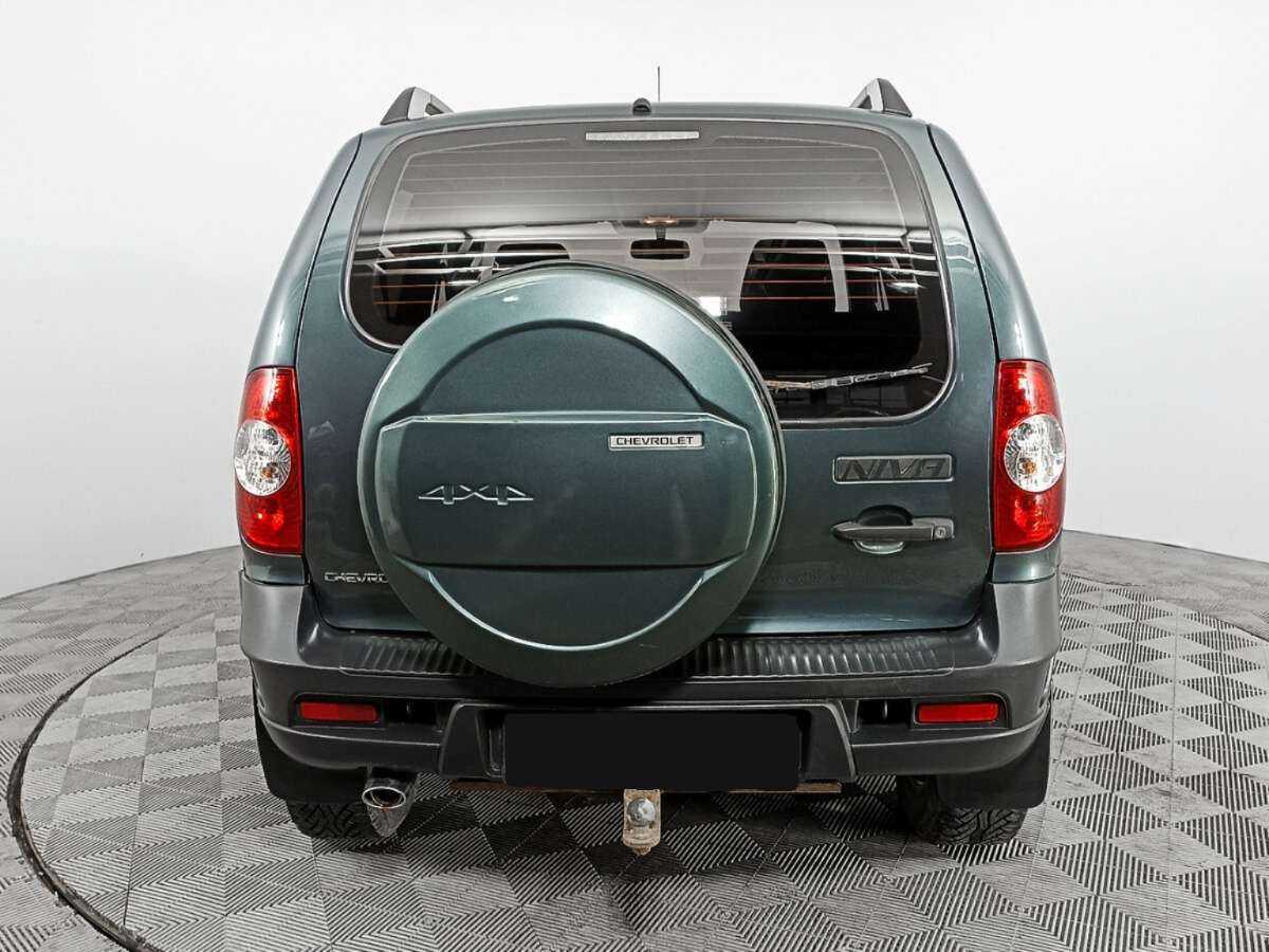 Chevrolet Niva с пробегом — 2014 год. Фото: #5