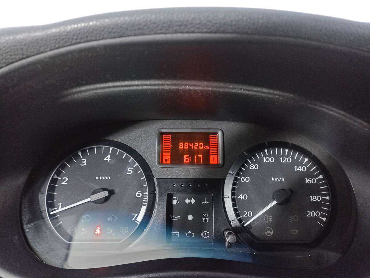 Lada (ВАЗ) Largus с пробегом — 2017 год. Фото: #10