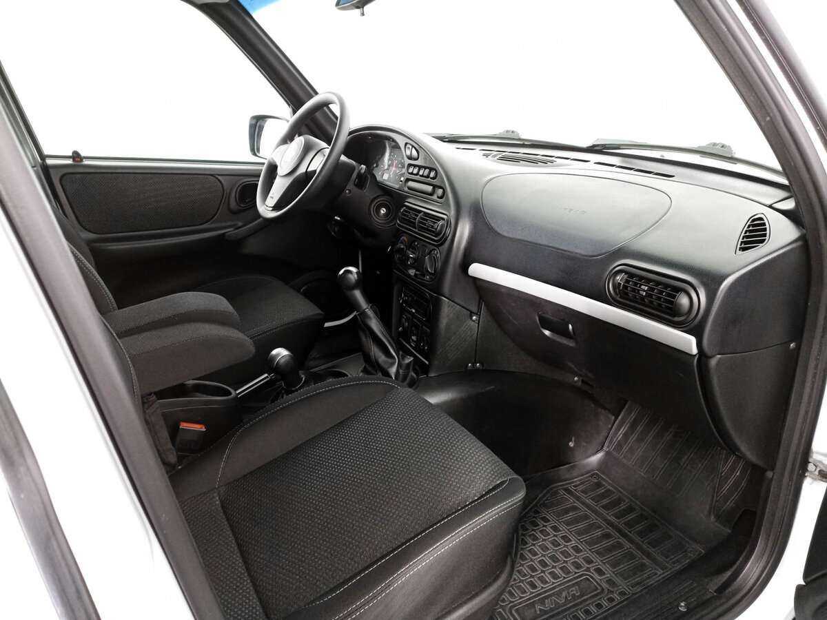 Chevrolet Niva с пробегом — 2016 год. Фото: #6