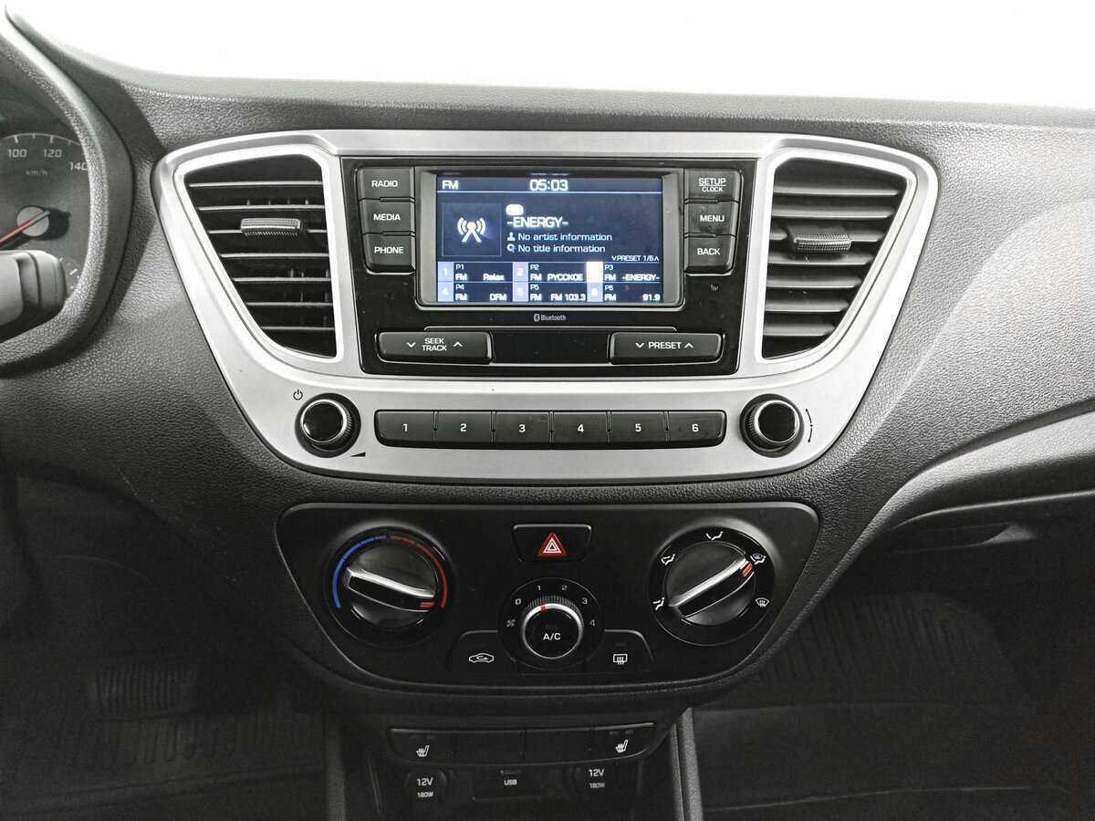 Hyundai Solaris с пробегом — 2021 год. Фото: #10