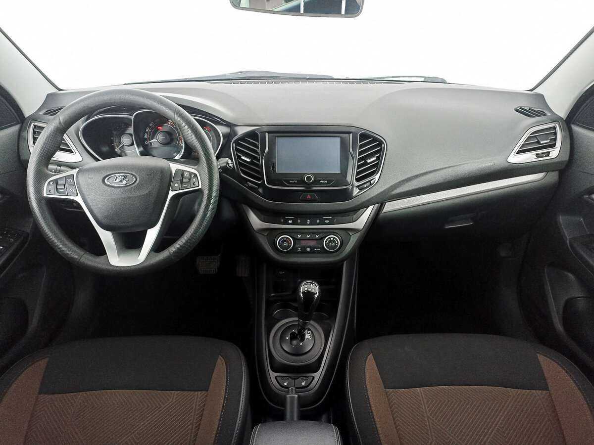 Lada (ВАЗ) Vesta с пробегом — 2017 год. Фото: #11