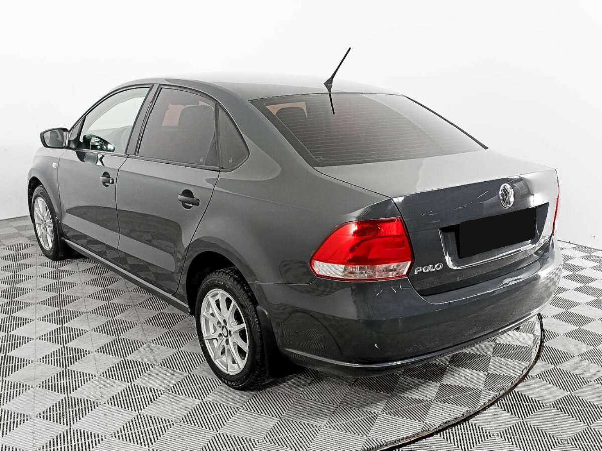 Volkswagen Polo с пробегом — 2013 год. Фото: #5