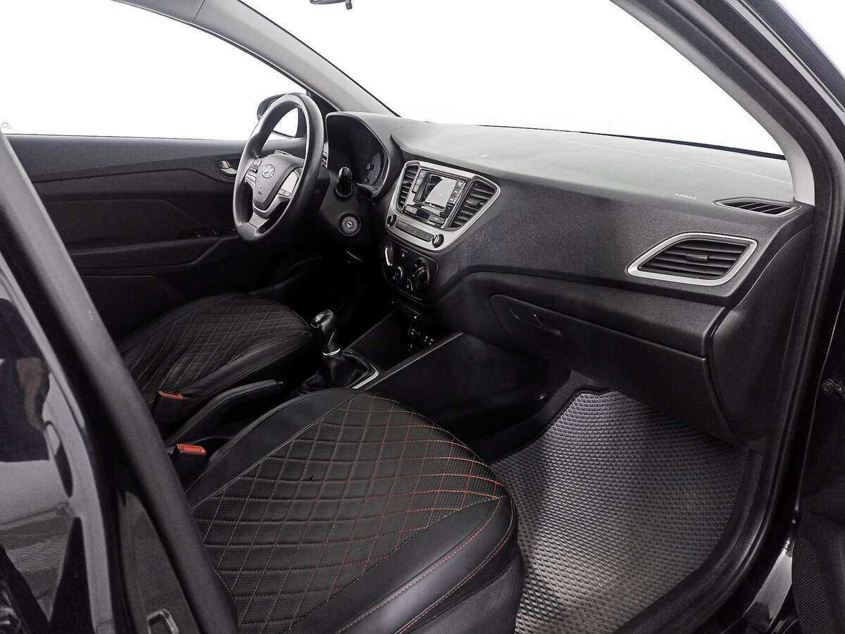 Hyundai Solaris с пробегом — 2018 год. Фото: #8