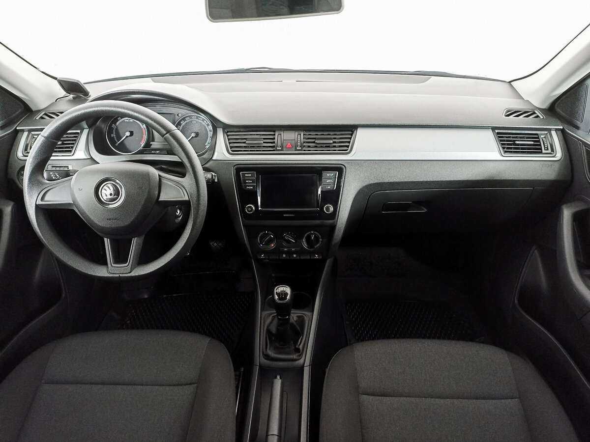 Skoda Rapid с пробегом — 2019 год. Фото: #11
