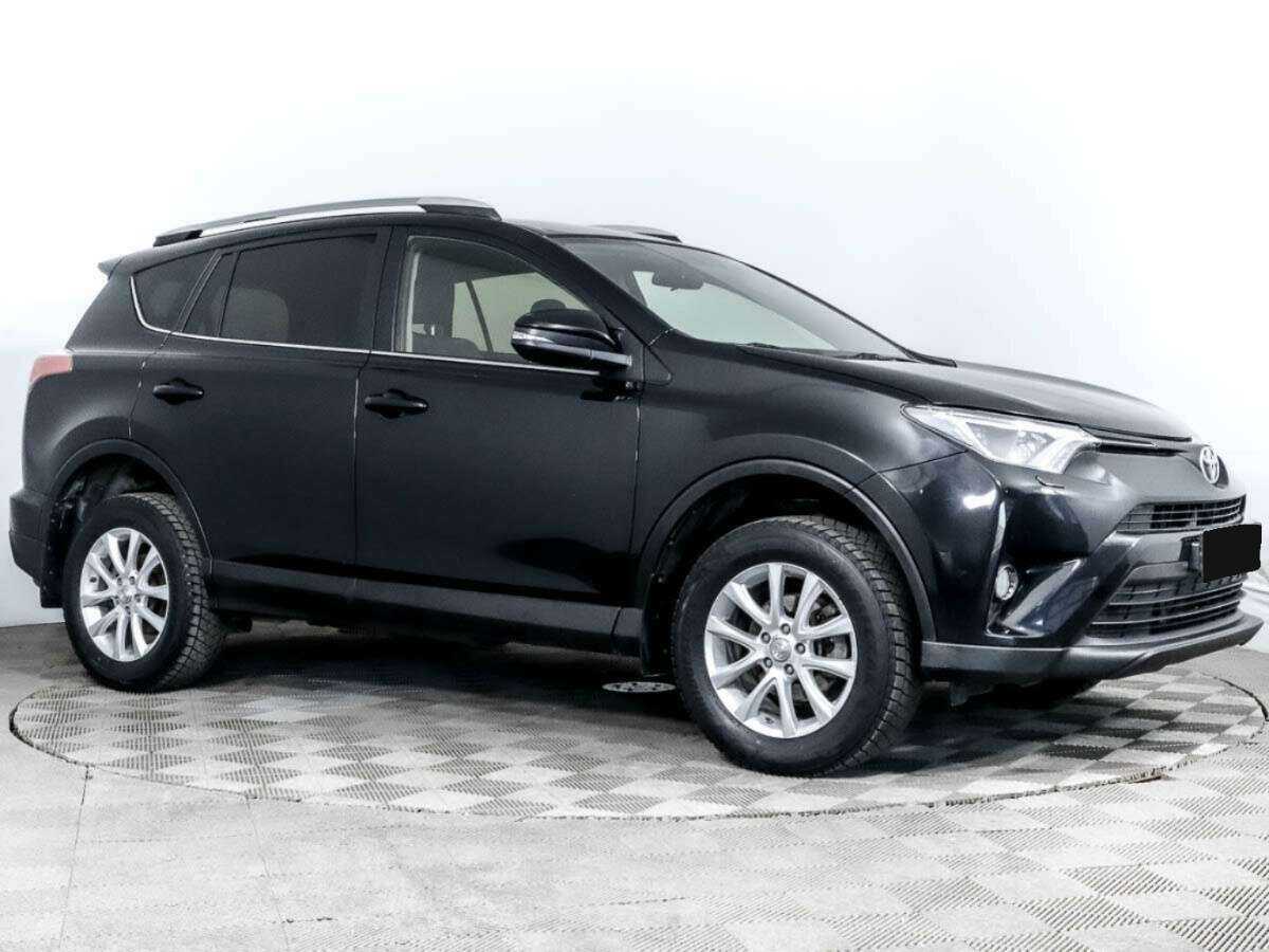 Toyota RAV4 с пробегом — 2016 год. Фото: #2