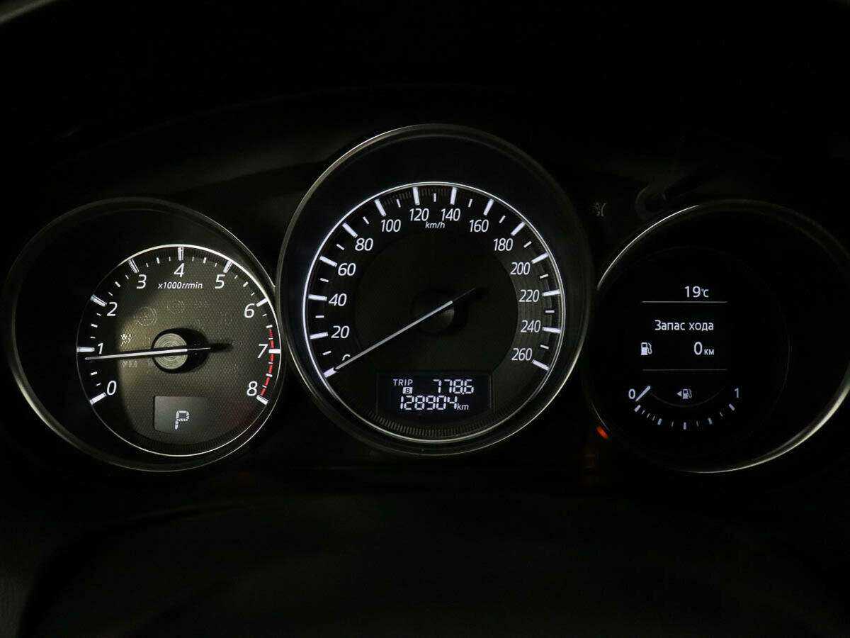 Mazda CX-5 с пробегом — 2015 год. Фото: #8