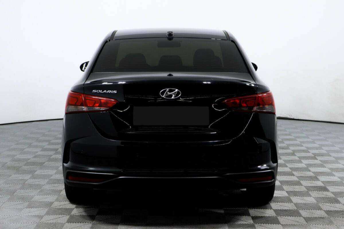 Hyundai Solaris с пробегом — 2021 год. Фото: #5