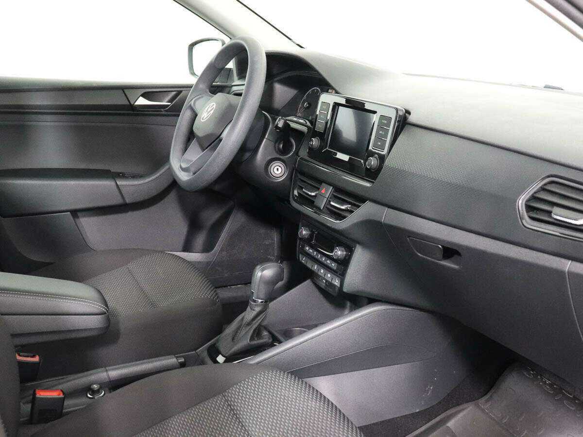 Volkswagen Polo с пробегом — 2022 год. Фото: #6