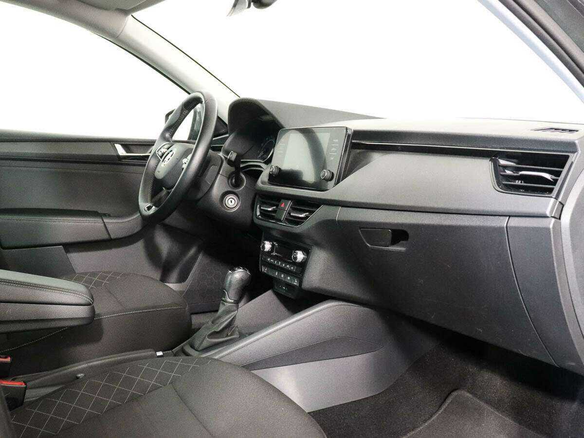 Skoda Rapid с пробегом — 2021 год. Фото: #6