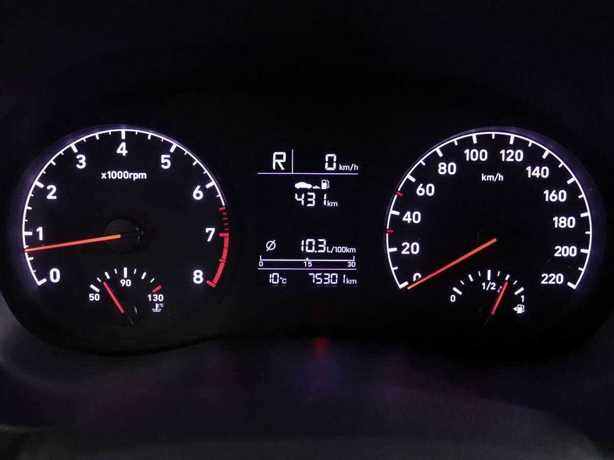 Hyundai Solaris с пробегом — 2017 год. Фото: #9