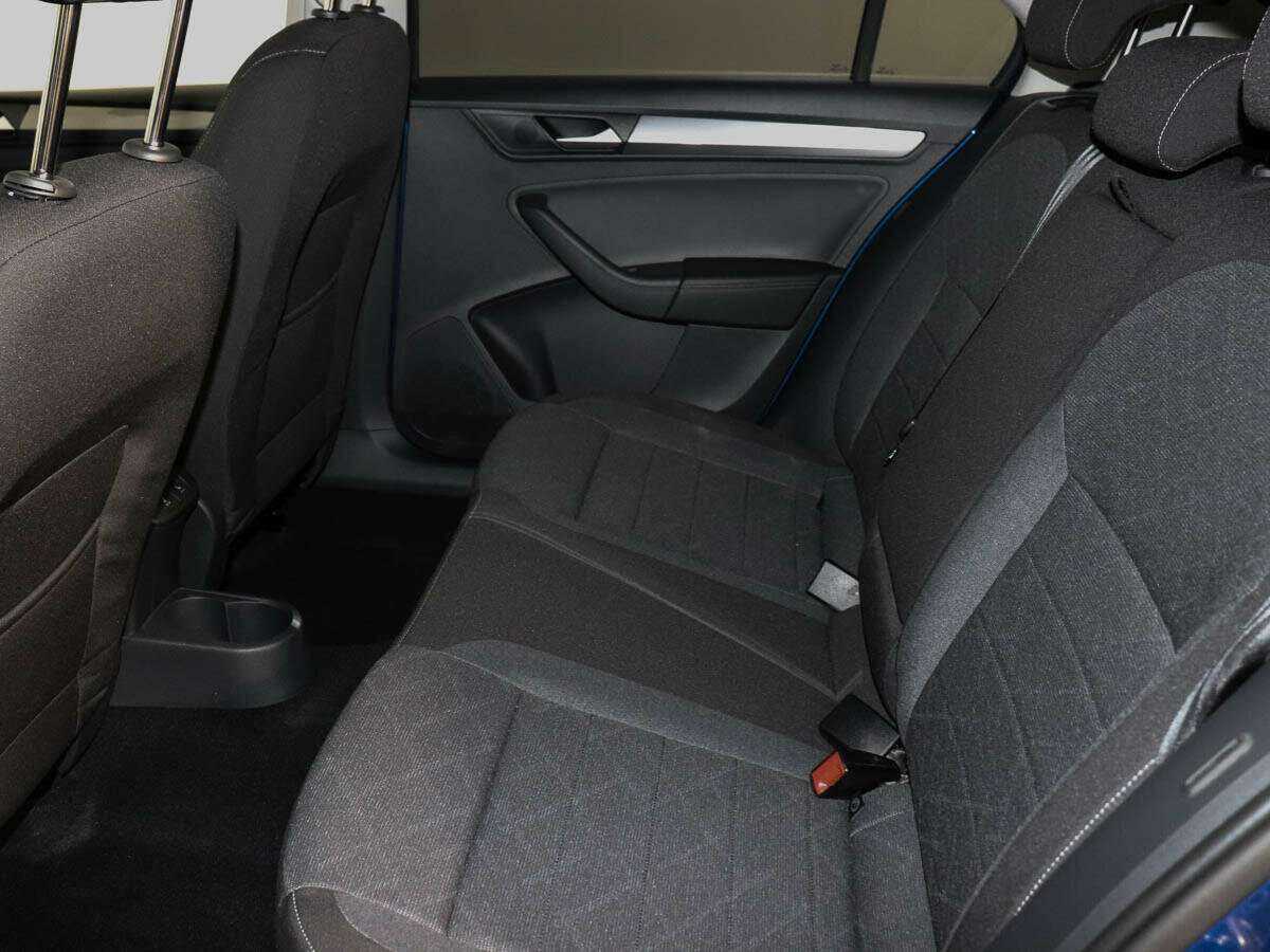 Volkswagen Polo с пробегом — 2022 год. Фото: #8