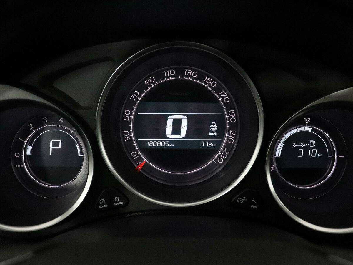 Citroen DS4 с пробегом — 2013 год. Фото: #9