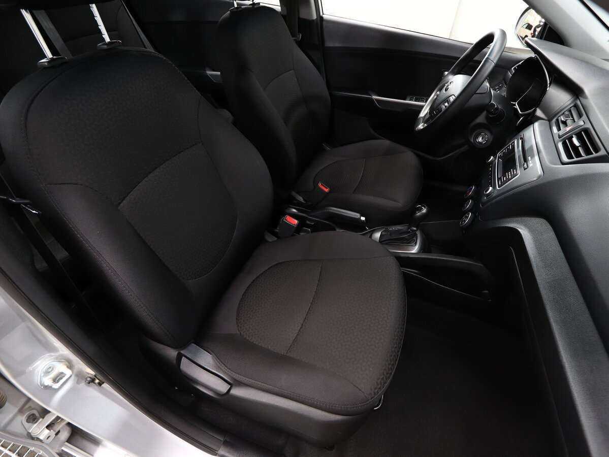 Kia Rio с пробегом — 2015 год. Фото: #10