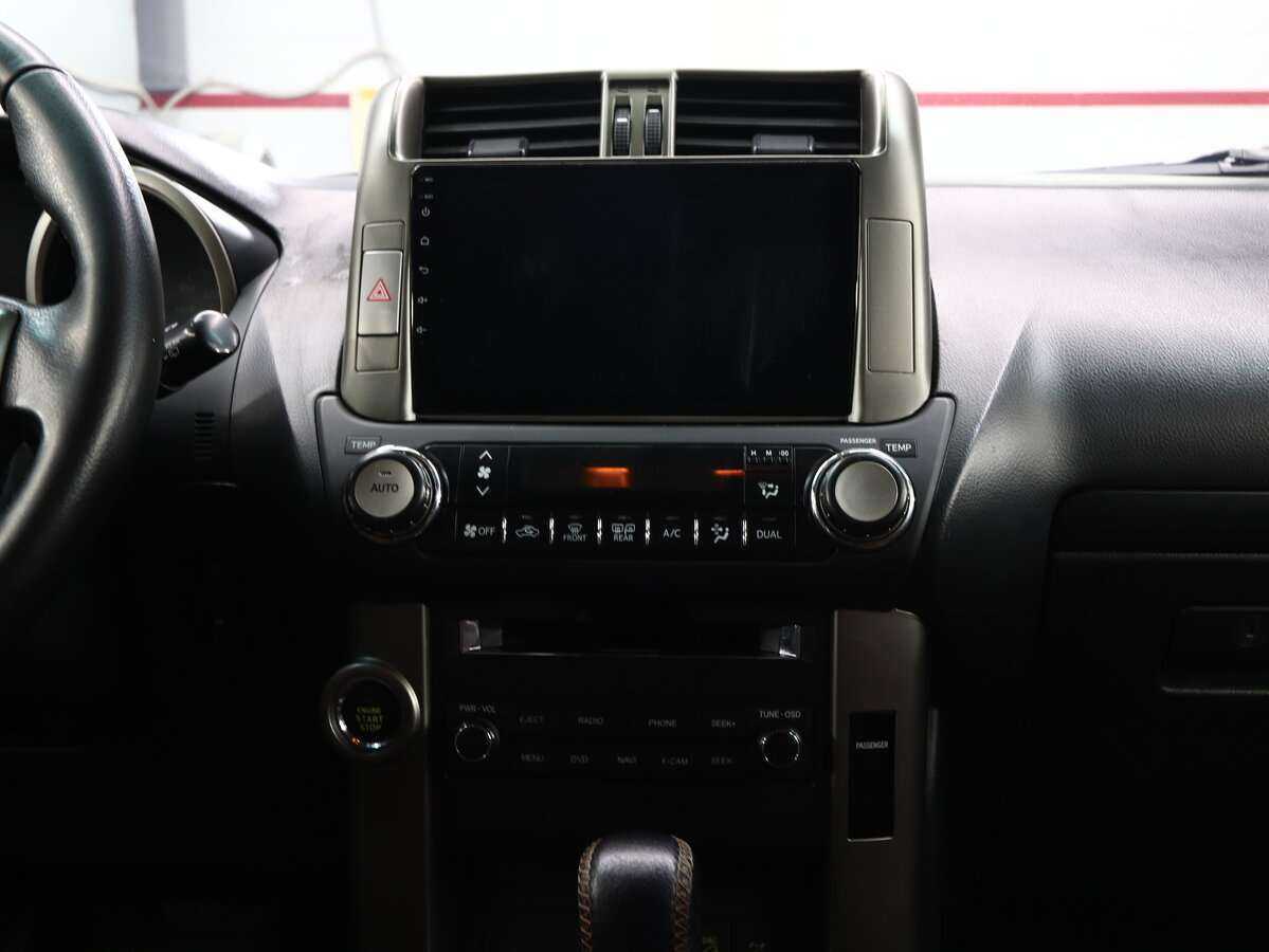 Toyota Land Cruiser Prado с пробегом — 2013 год. Фото: #16