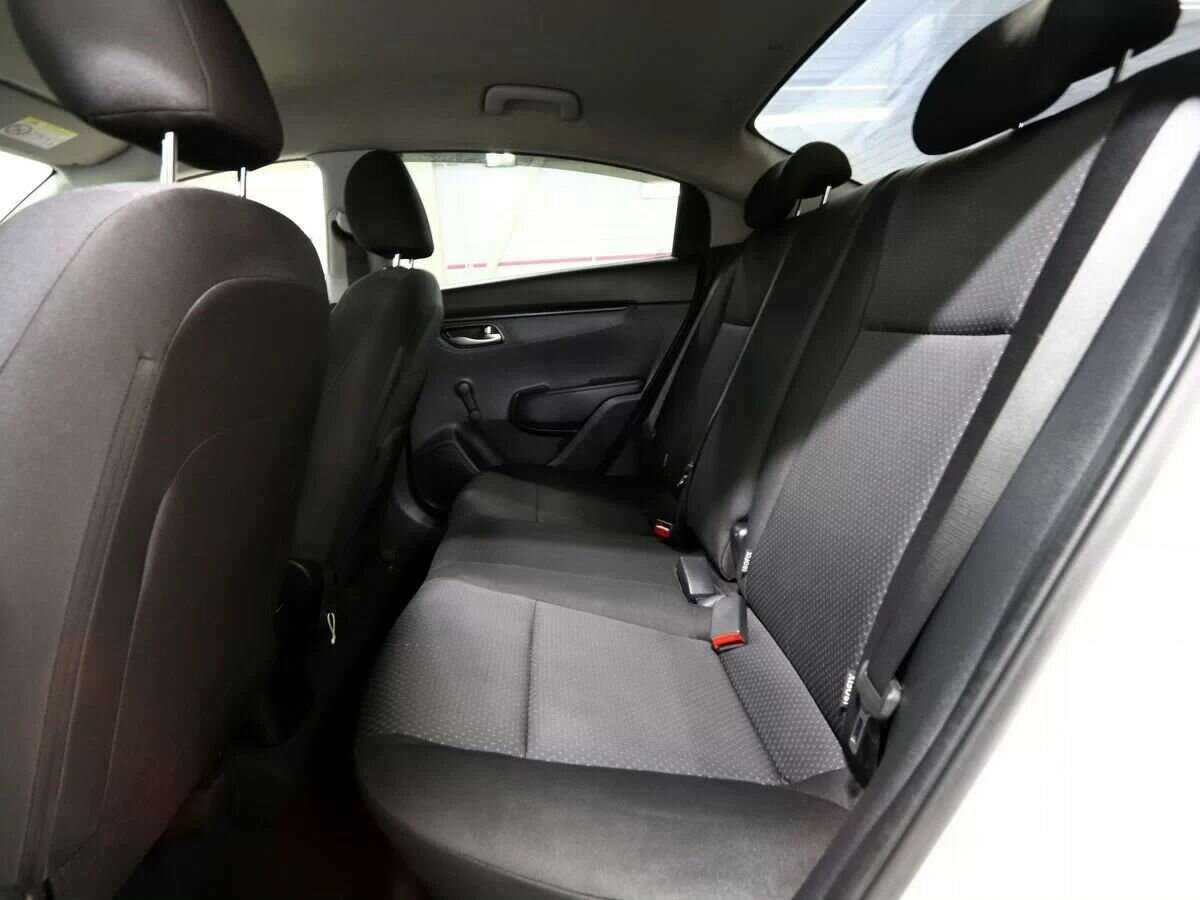 Kia Rio с пробегом — 2021 год. Фото: #8