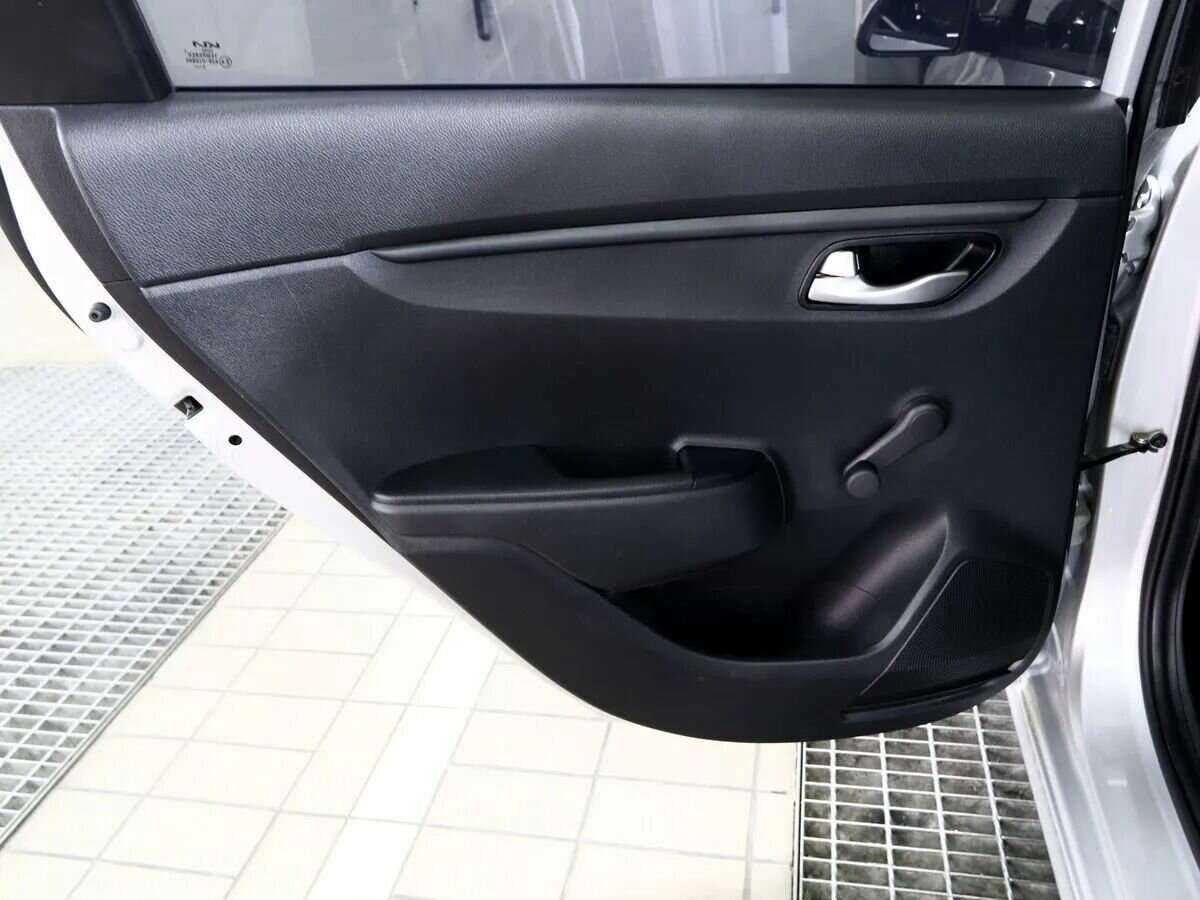 Kia Rio с пробегом — 2021 год. Фото: #9