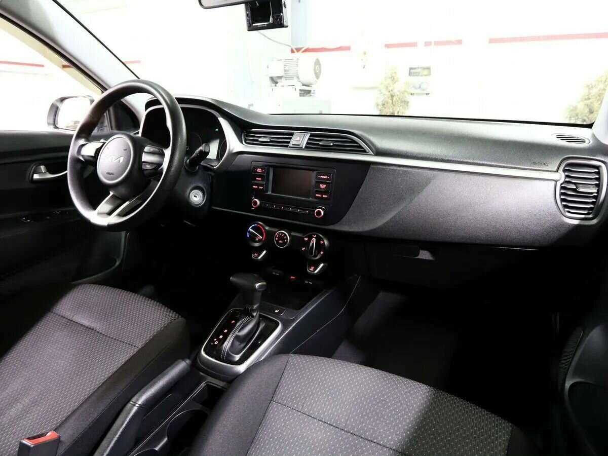 Kia Rio с пробегом — 2021 год. Фото: #13