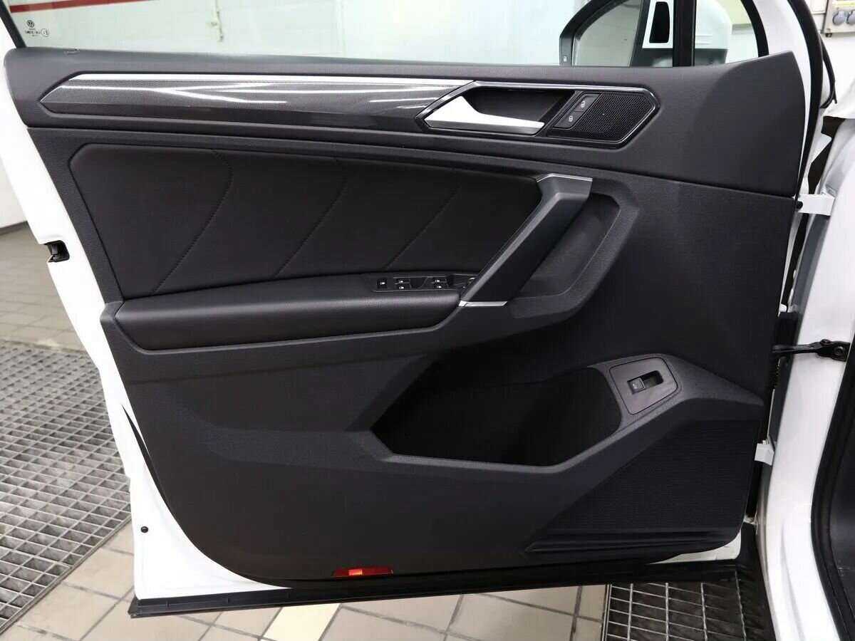 Volkswagen Tiguan с пробегом — 2018 год. Фото: #6