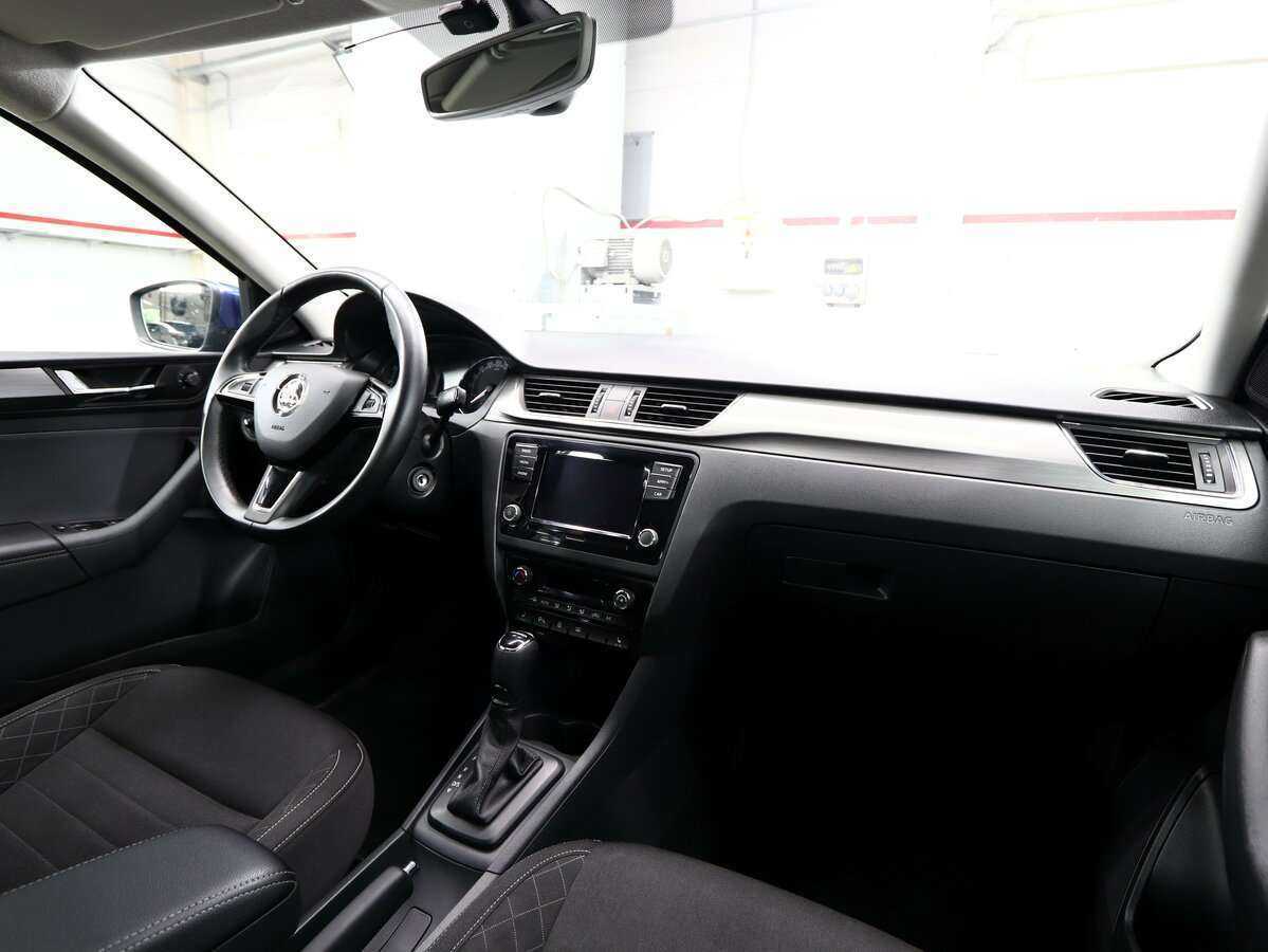 Skoda Rapid с пробегом — 2018 год. Фото: #13