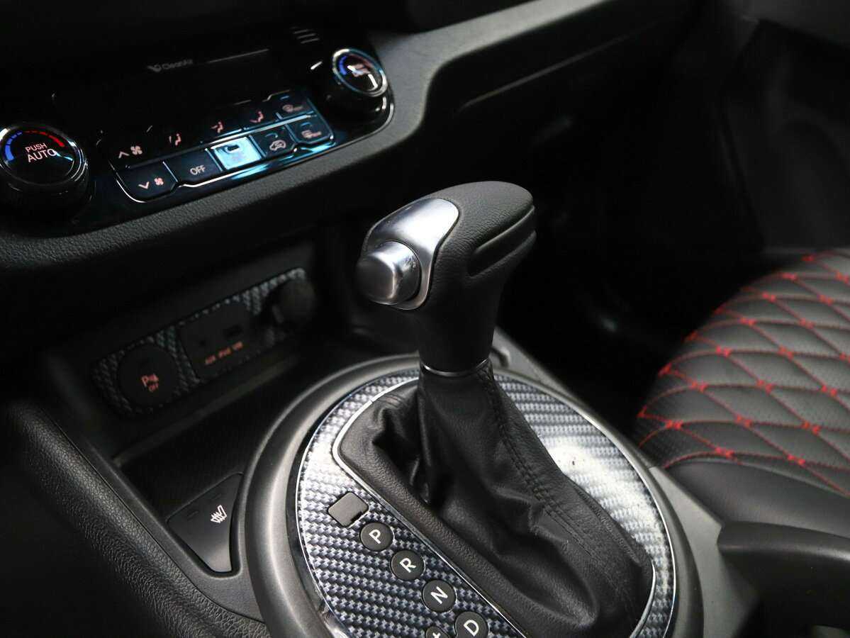 Kia Sportage с пробегом — 2012 год. Фото: #7