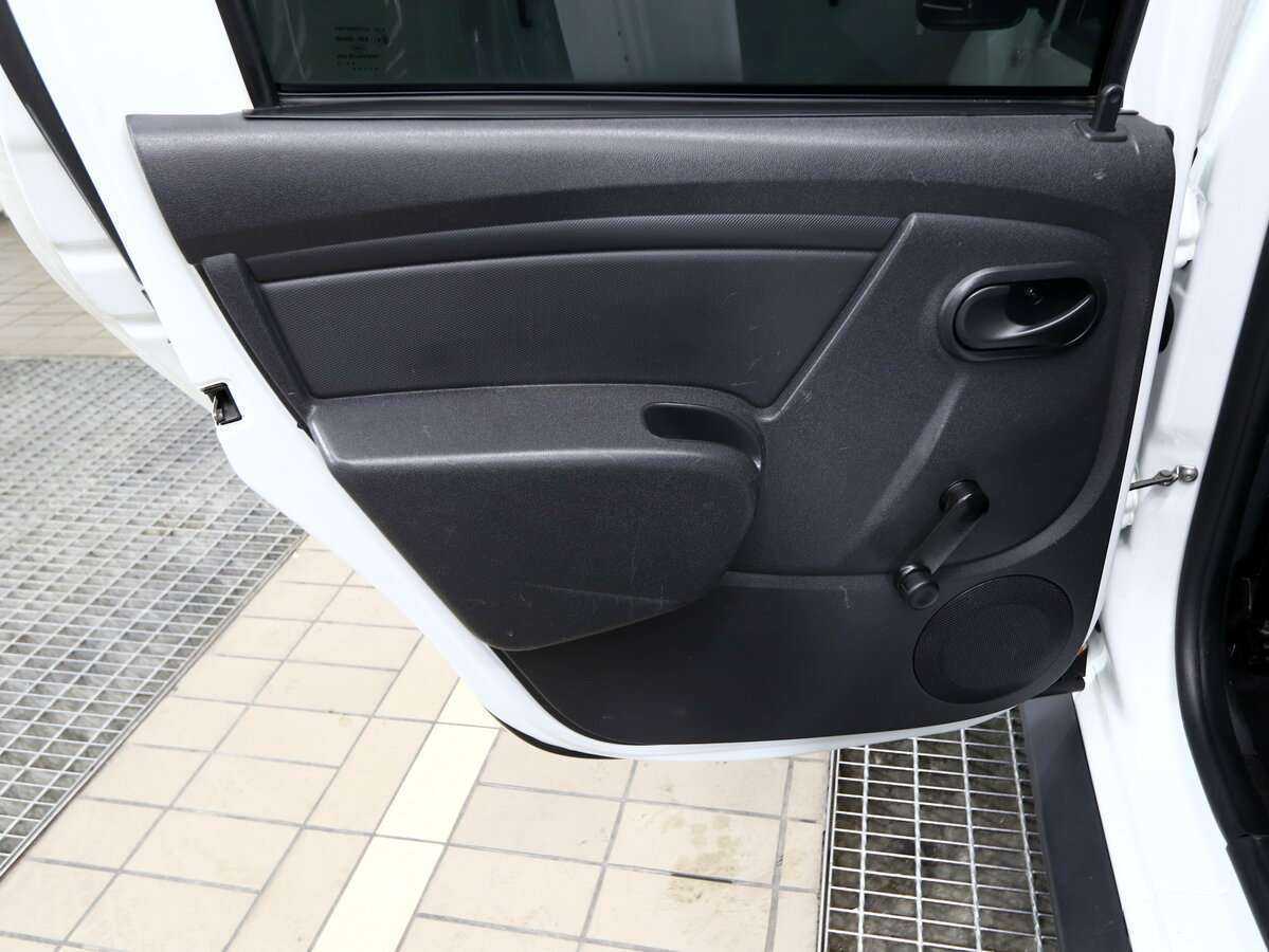 Renault Duster с пробегом — 2017 год. Фото: #9