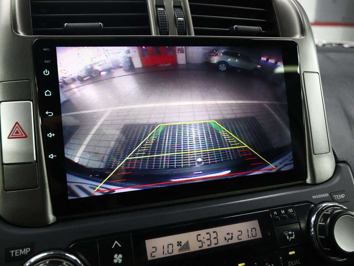 Toyota Land Cruiser Prado с пробегом — 2013 год. Фото: #16