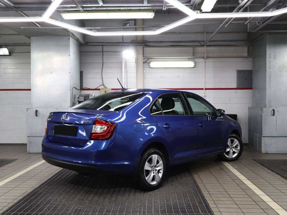 Skoda Rapid с пробегом — 2018 год. Фото: #1