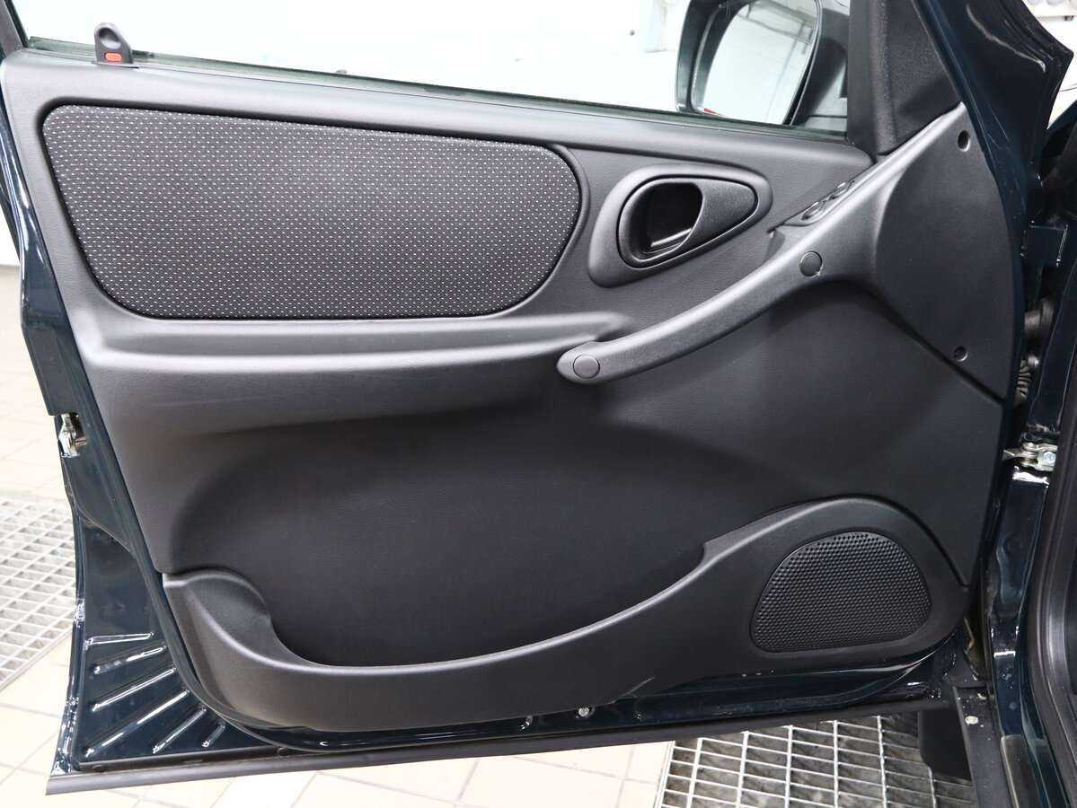 Lada (ВАЗ) Niva с пробегом — 2023 год. Фото: #5