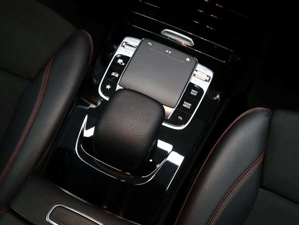 Mercedes-Benz A-Класс с пробегом — 2019 год. Фото: #9