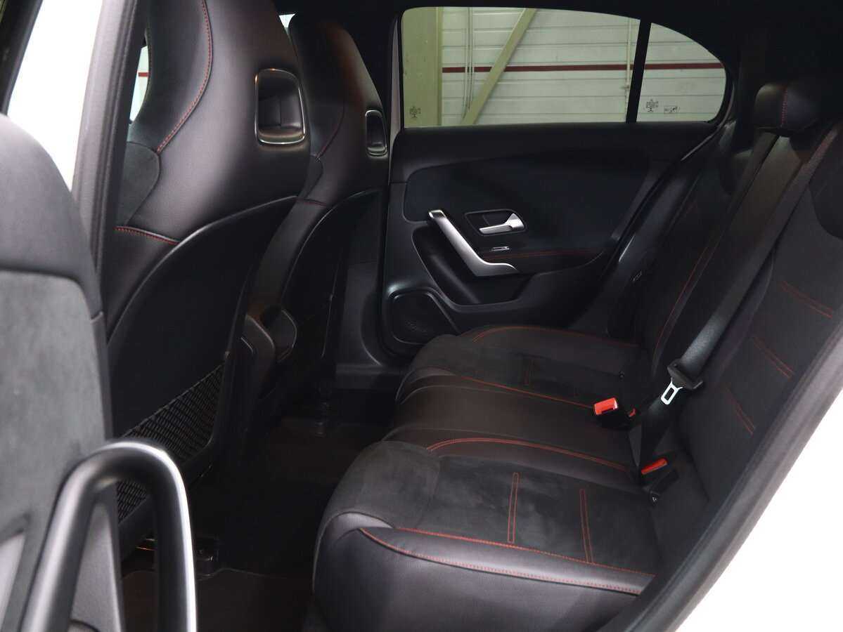 Mercedes-Benz A-Класс с пробегом — 2019 год. Фото: #11