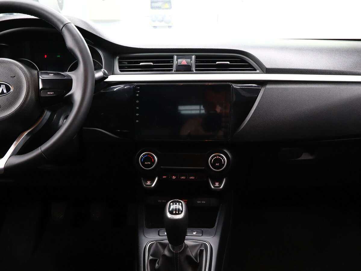 Kia Rio с пробегом — 2019 год. Фото: #19