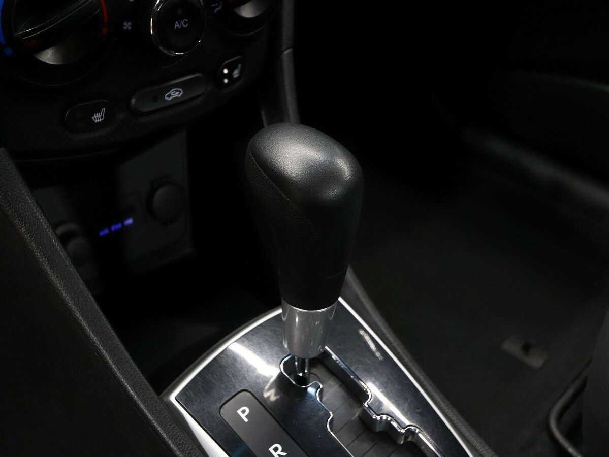 Hyundai Solaris с пробегом — 2014 год. Фото: #7