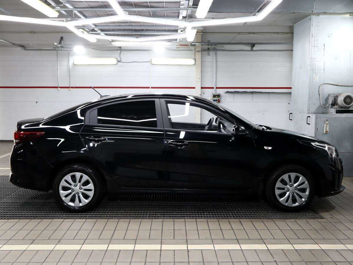 Kia Rio с пробегом — 2020 год. Фото: #2