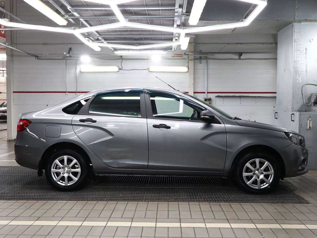 Lada (ВАЗ) Vesta с пробегом — 2018 год. Фото: #2