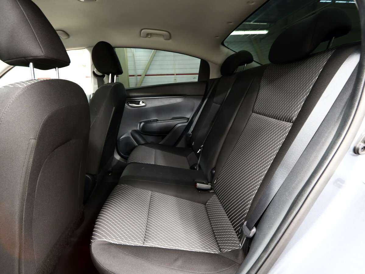 Kia Rio с пробегом — 2018 год. Фото: #17