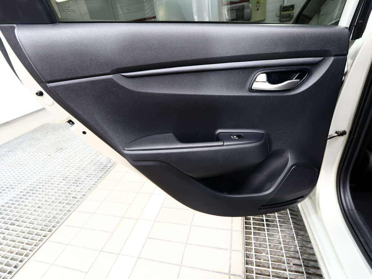 Kia Rio с пробегом — 2019 год. Фото: #14