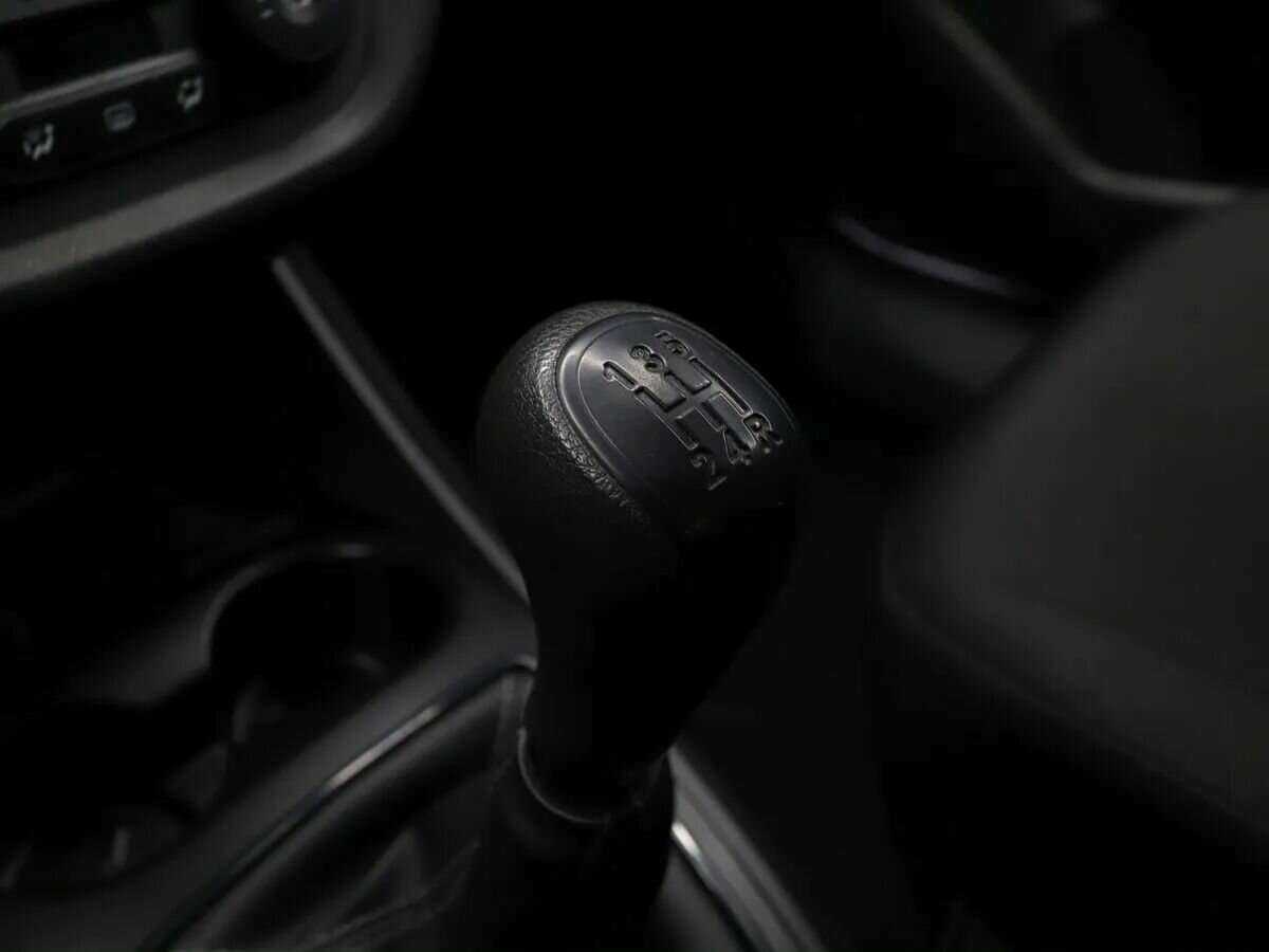 Lada (ВАЗ) Vesta с пробегом — 2021 год. Фото: #13