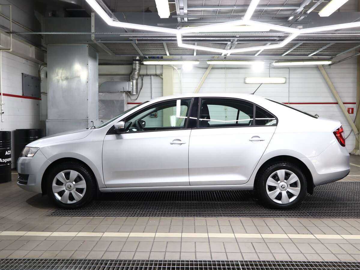 Skoda Rapid с пробегом — 2018 год. Фото: #3