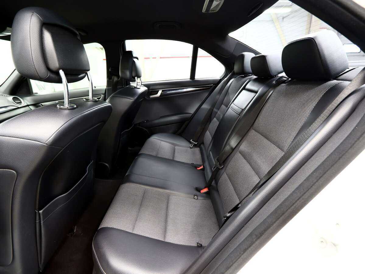 Mercedes-Benz C-Класс с пробегом — 2012 год. Фото: #9