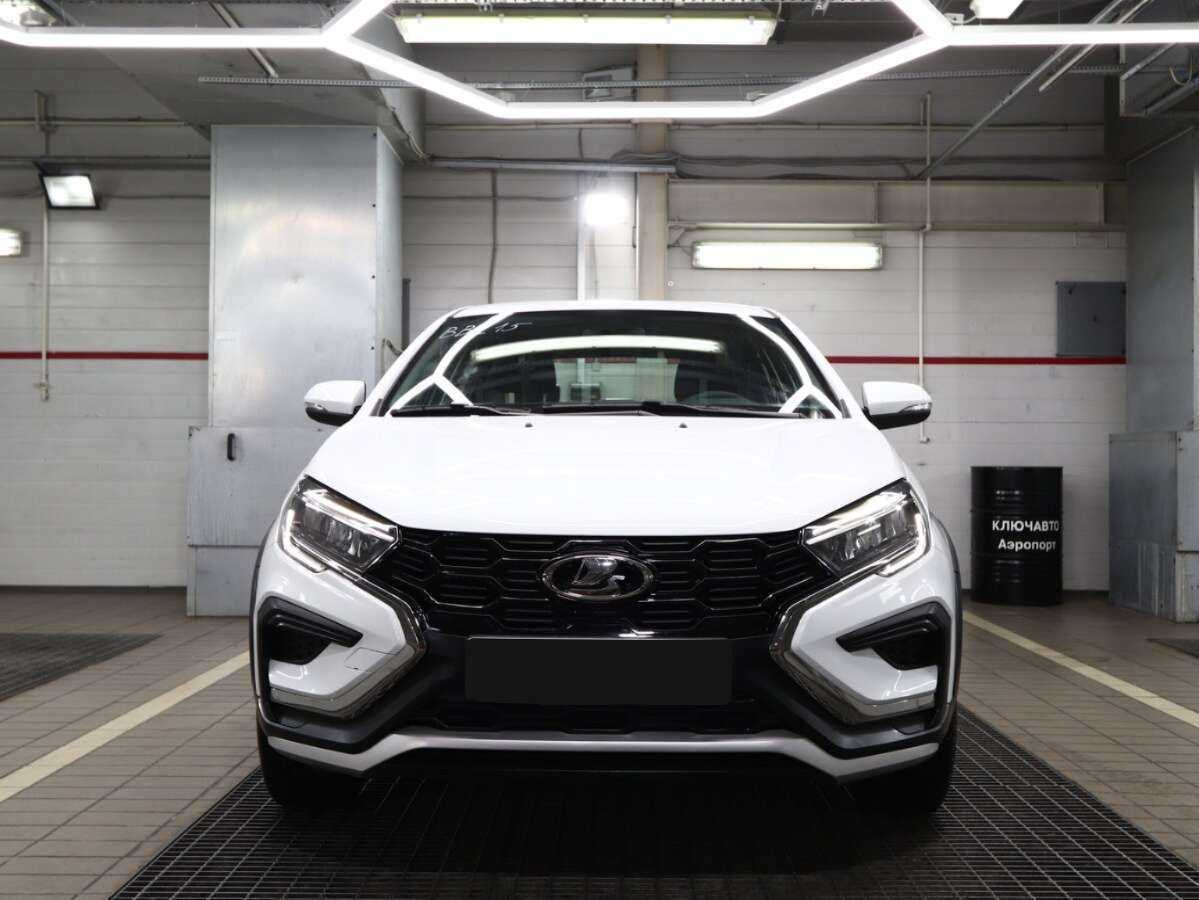 Lada (ВАЗ) Vesta с пробегом — 2024 год. Фото: #2