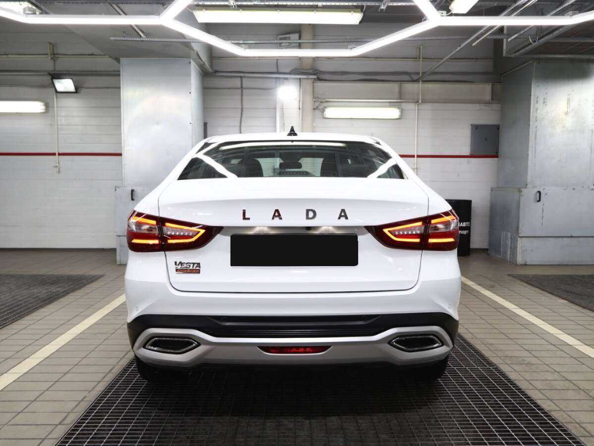 Lada (ВАЗ) Vesta с пробегом — 2024 год. Фото: #3