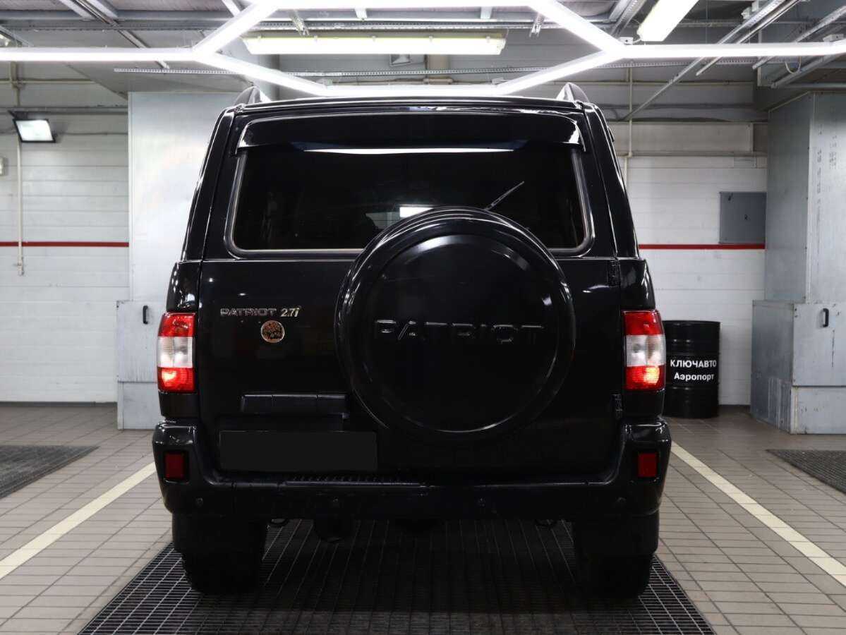 УАЗ Patriot с пробегом — 2014 год. Фото: #2