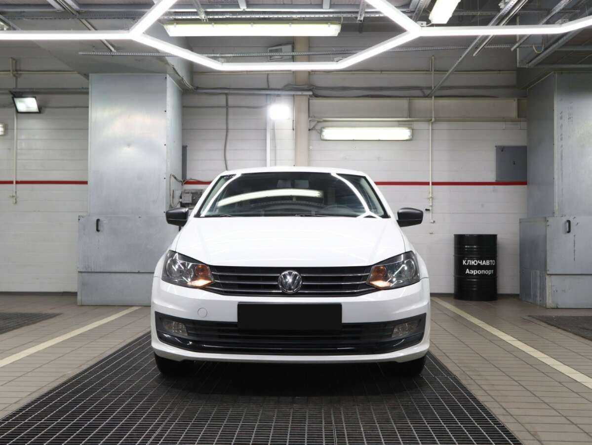 Volkswagen Polo с пробегом — 2017 год. Фото: #1