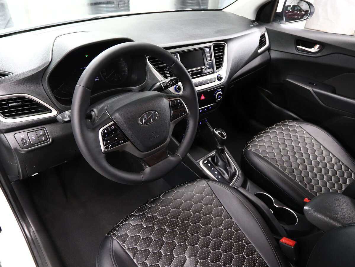 Hyundai Solaris с пробегом — 2018 год. Фото: #10