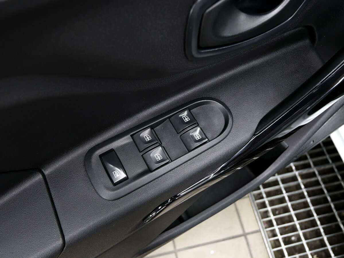 Lada (ВАЗ) XRAY с пробегом — 2018 год. Фото: #17