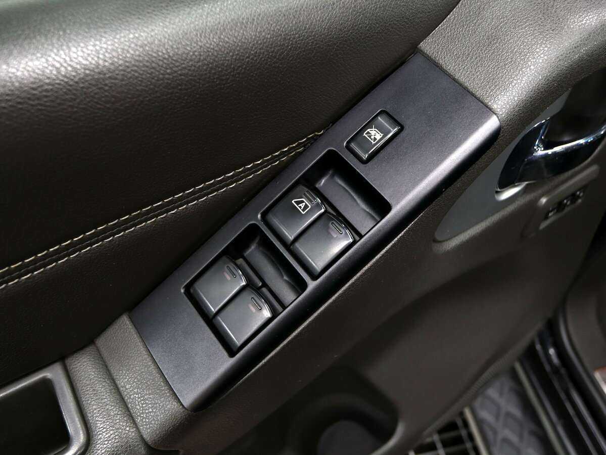 Nissan Pathfinder с пробегом — 2012 год. Фото: #17