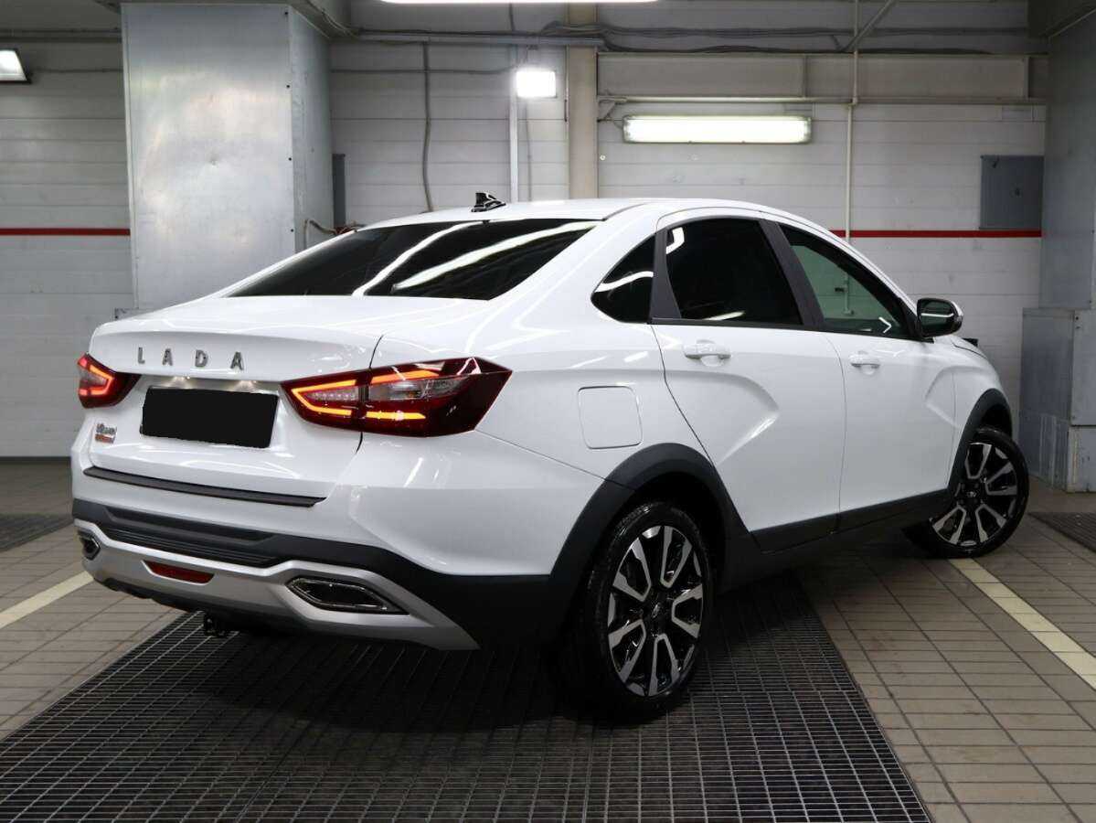 Lada (ВАЗ) Vesta с пробегом — 2023 год. Фото: #3
