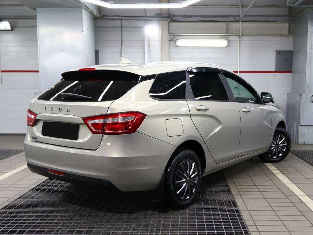Lada (ВАЗ) Vesta с пробегом — 2020 год. Фото: #3