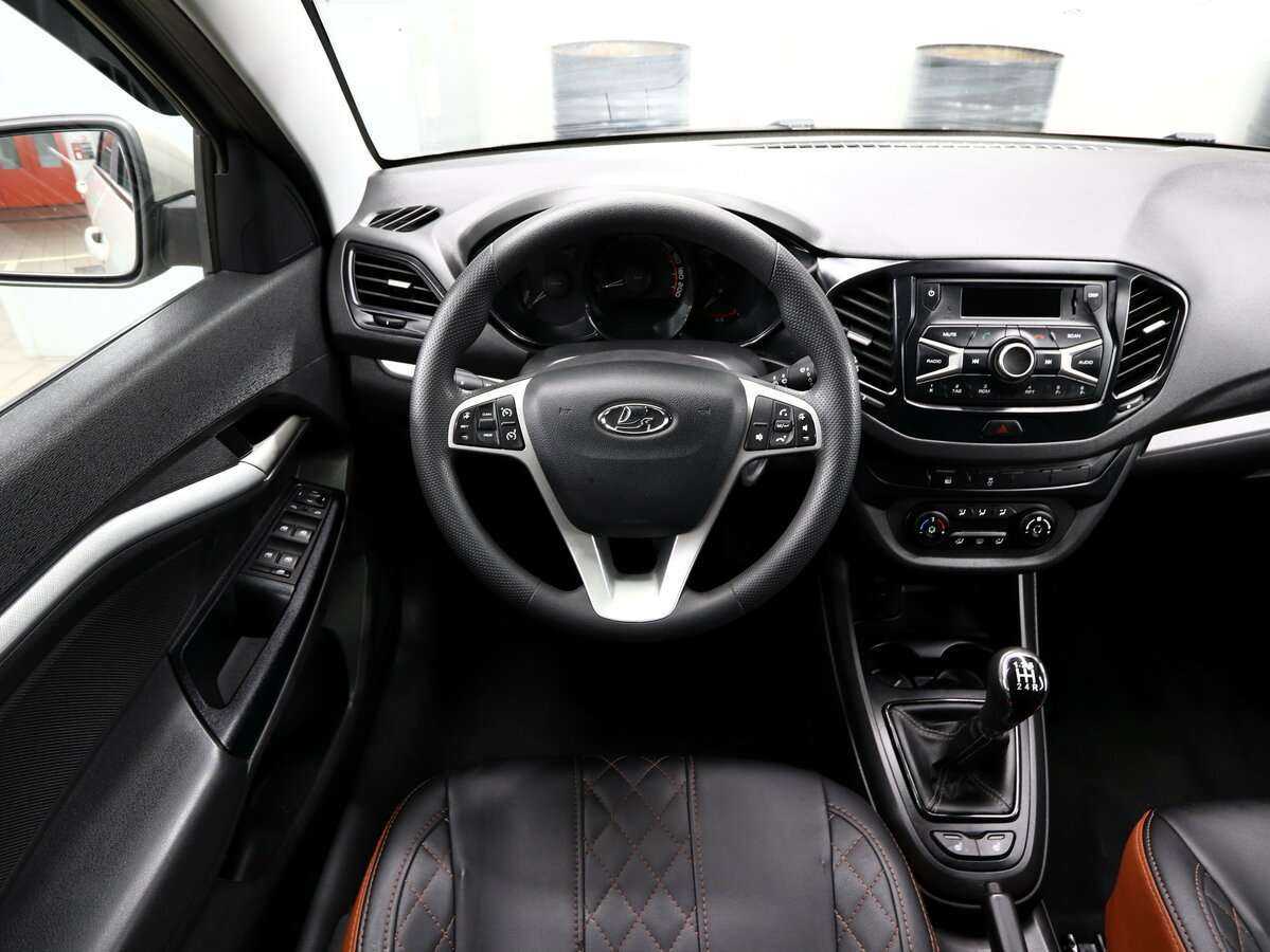 Lada (ВАЗ) Vesta с пробегом — 2020 год. Фото: #10